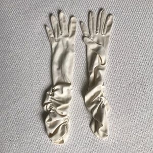 Vintage Long Cream Ruched Gloves